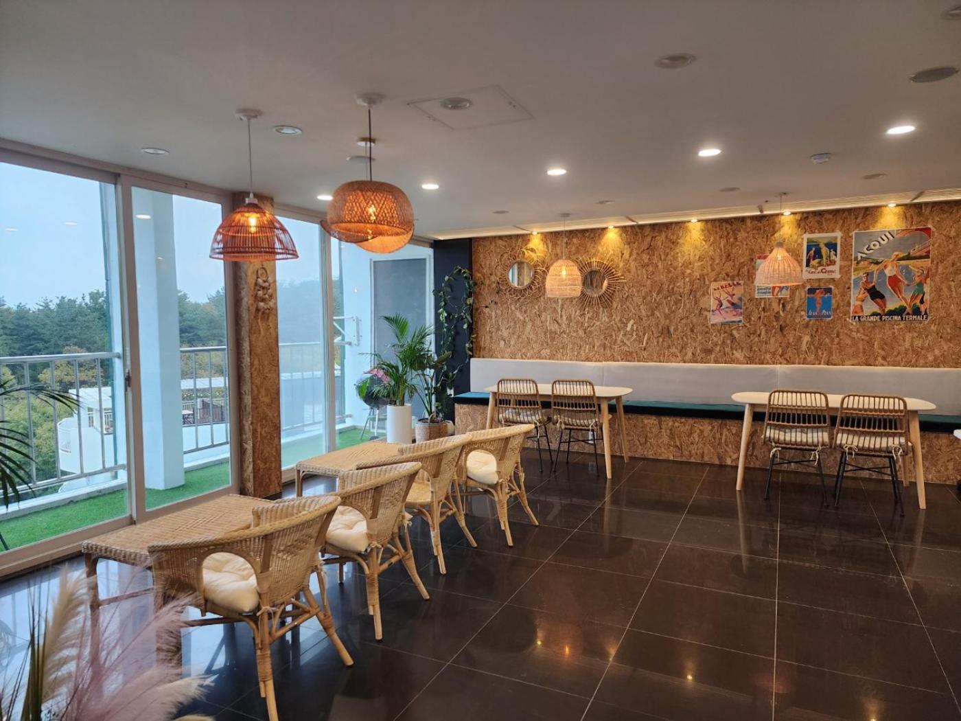 Zio Pinetree Hotel Yangyang Ngoại thất bức ảnh