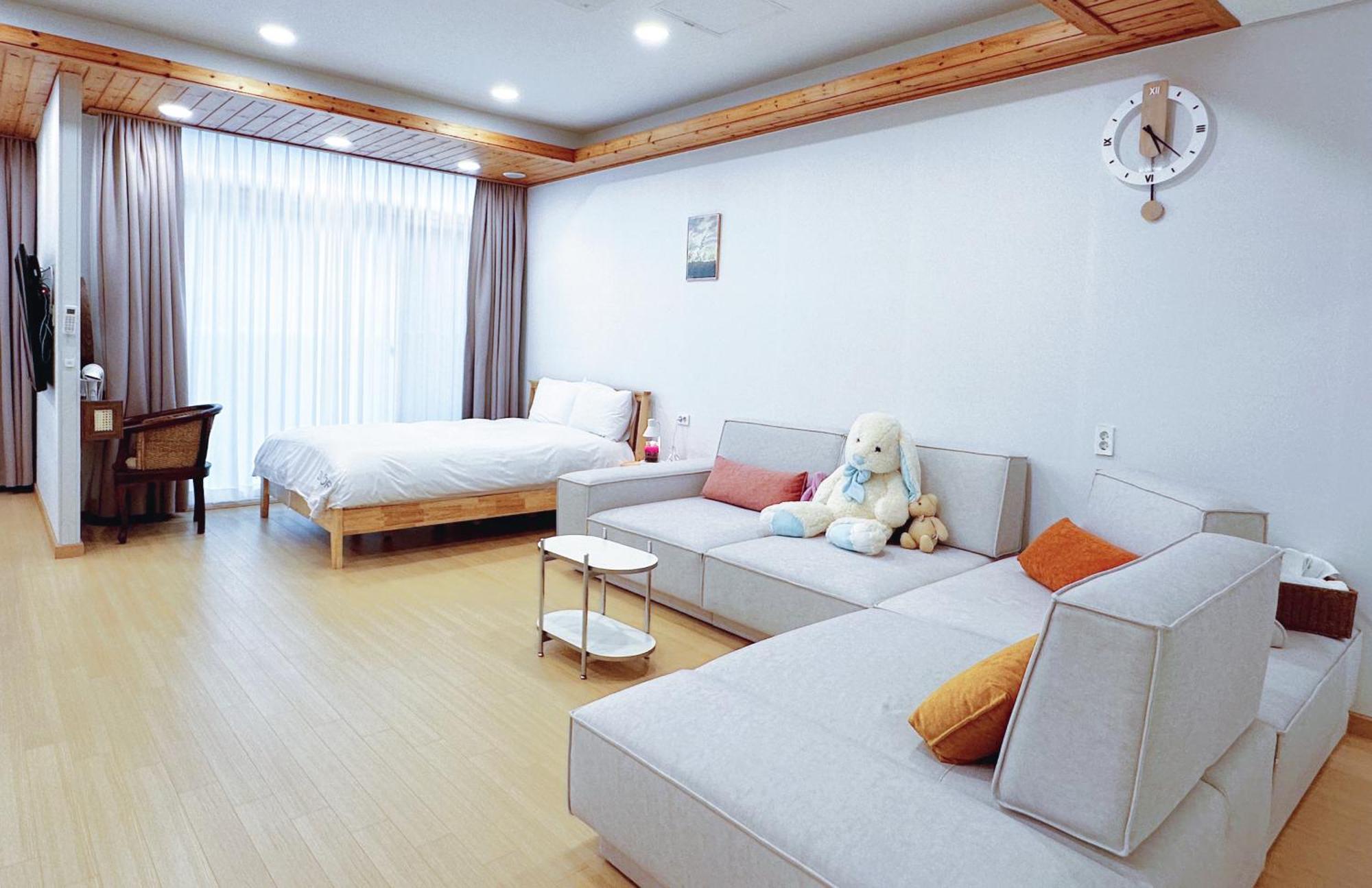 Zio Pinetree Hotel Yangyang Ngoại thất bức ảnh