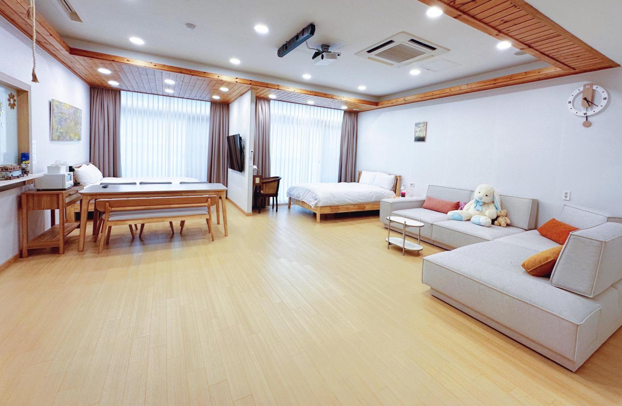 Zio Pinetree Hotel Yangyang Ngoại thất bức ảnh